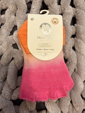 pilates grip socks